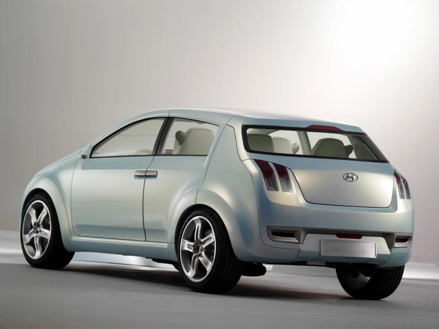 Hyundai E3 Concept 2004 года  (фото 4 из 5)